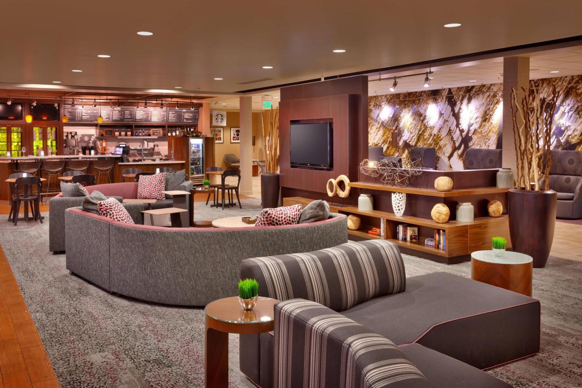 Courtyard By Marriott Salt Lake City Санди Экстерьер фото