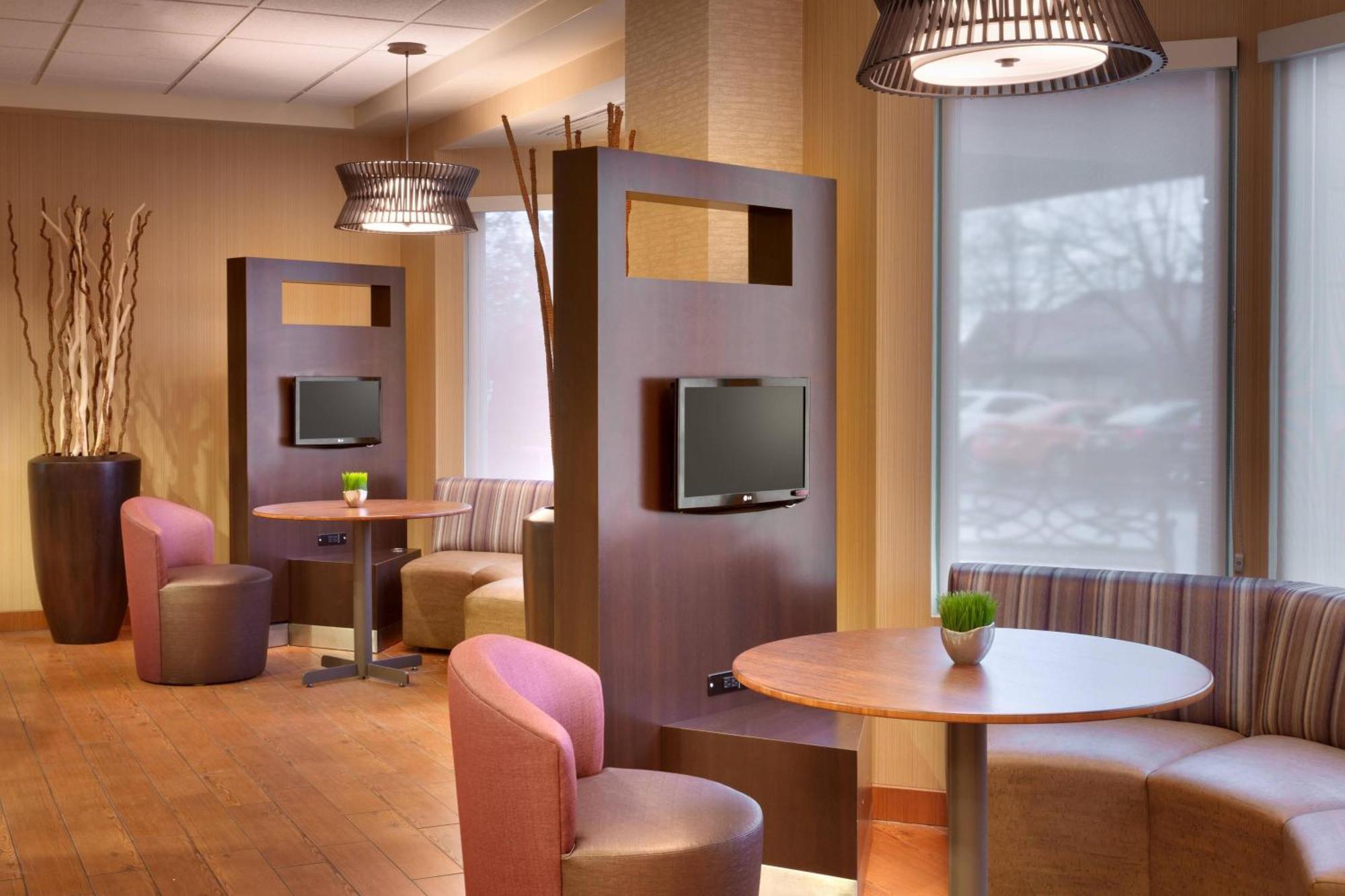 Courtyard By Marriott Salt Lake City Санди Экстерьер фото