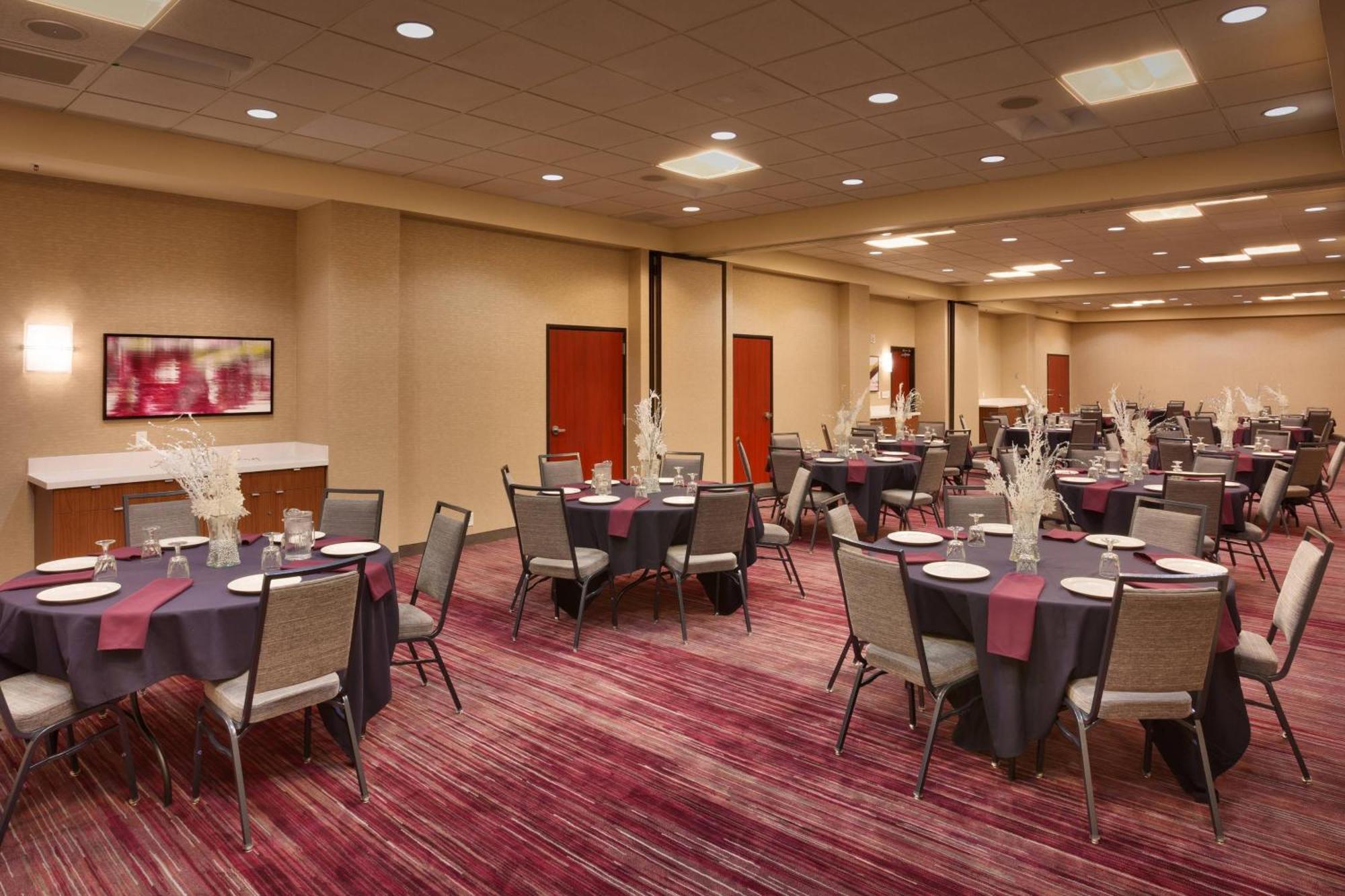 Courtyard By Marriott Salt Lake City Санди Экстерьер фото