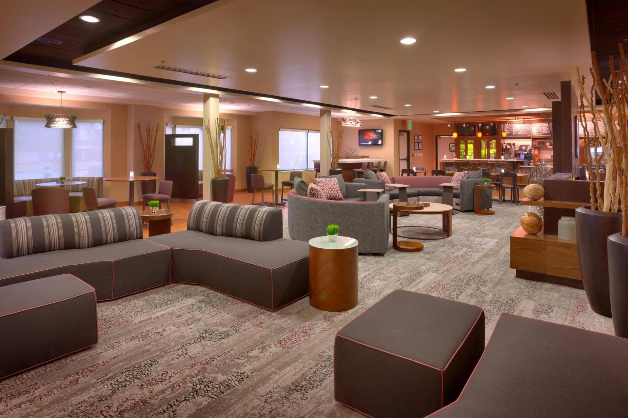 Courtyard By Marriott Salt Lake City Санди Экстерьер фото
