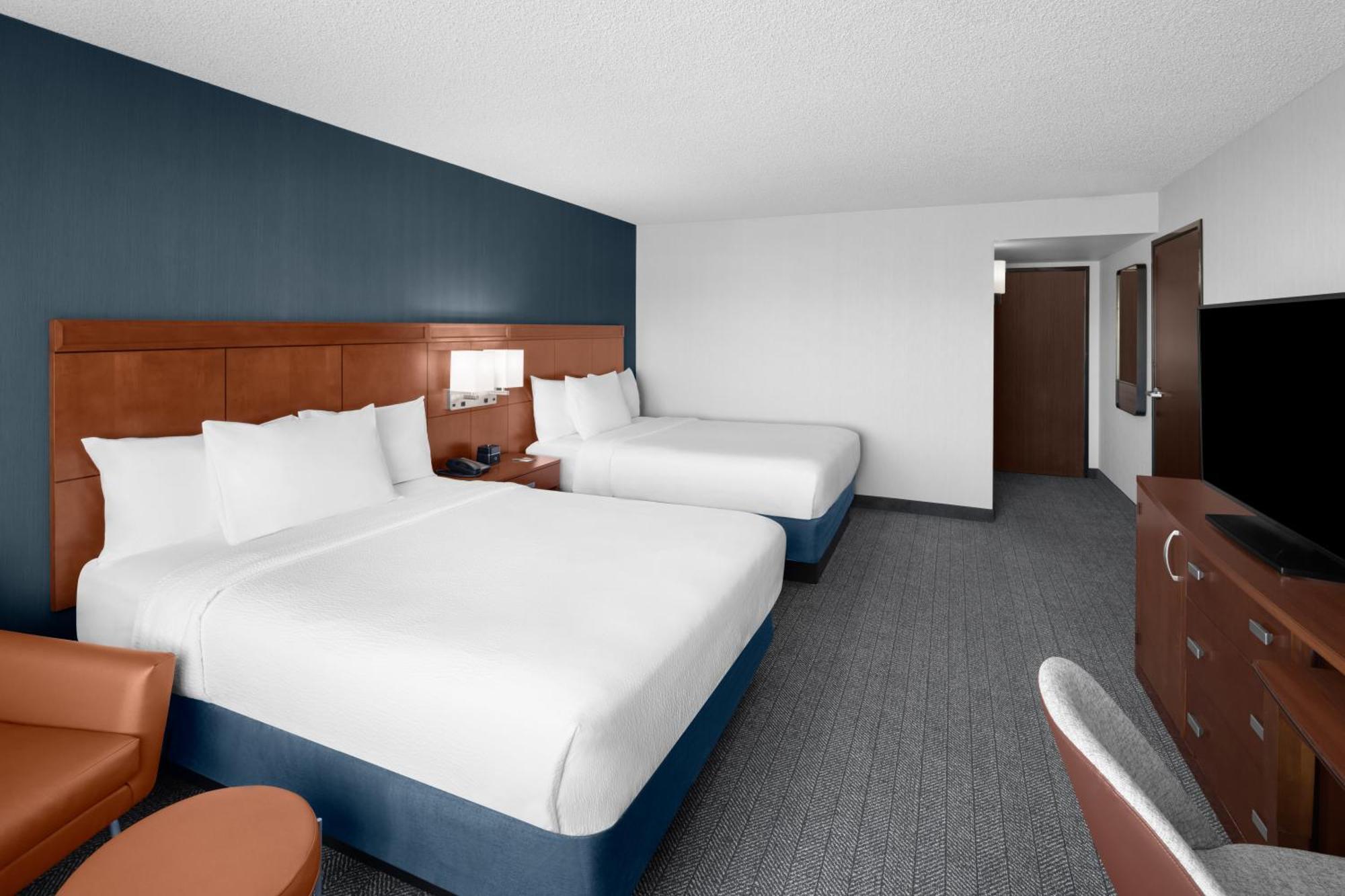 Courtyard By Marriott Salt Lake City Санди Экстерьер фото