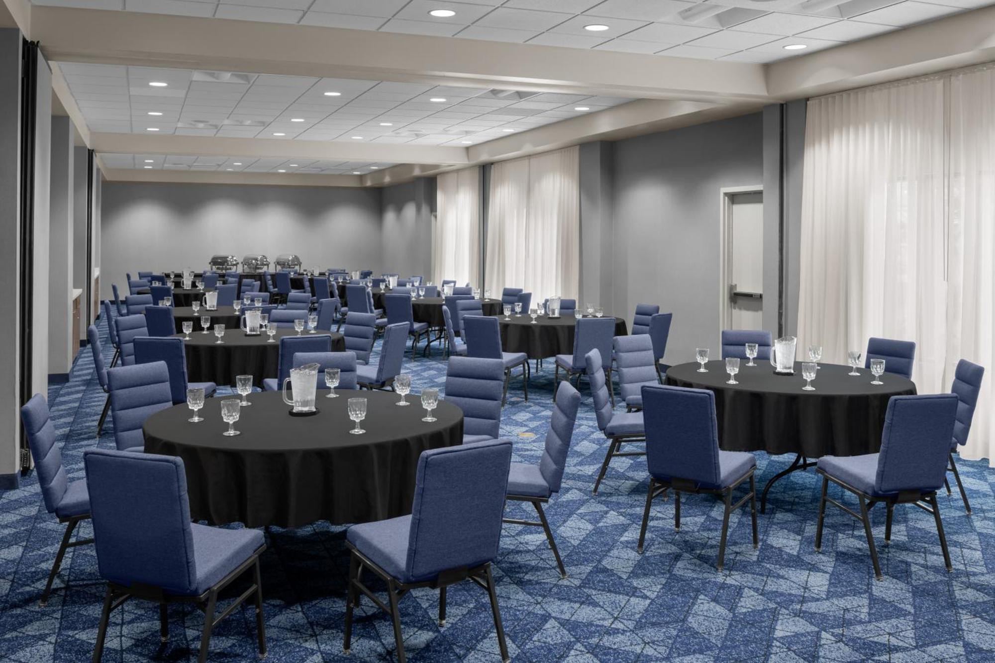 Courtyard By Marriott Salt Lake City Санди Экстерьер фото