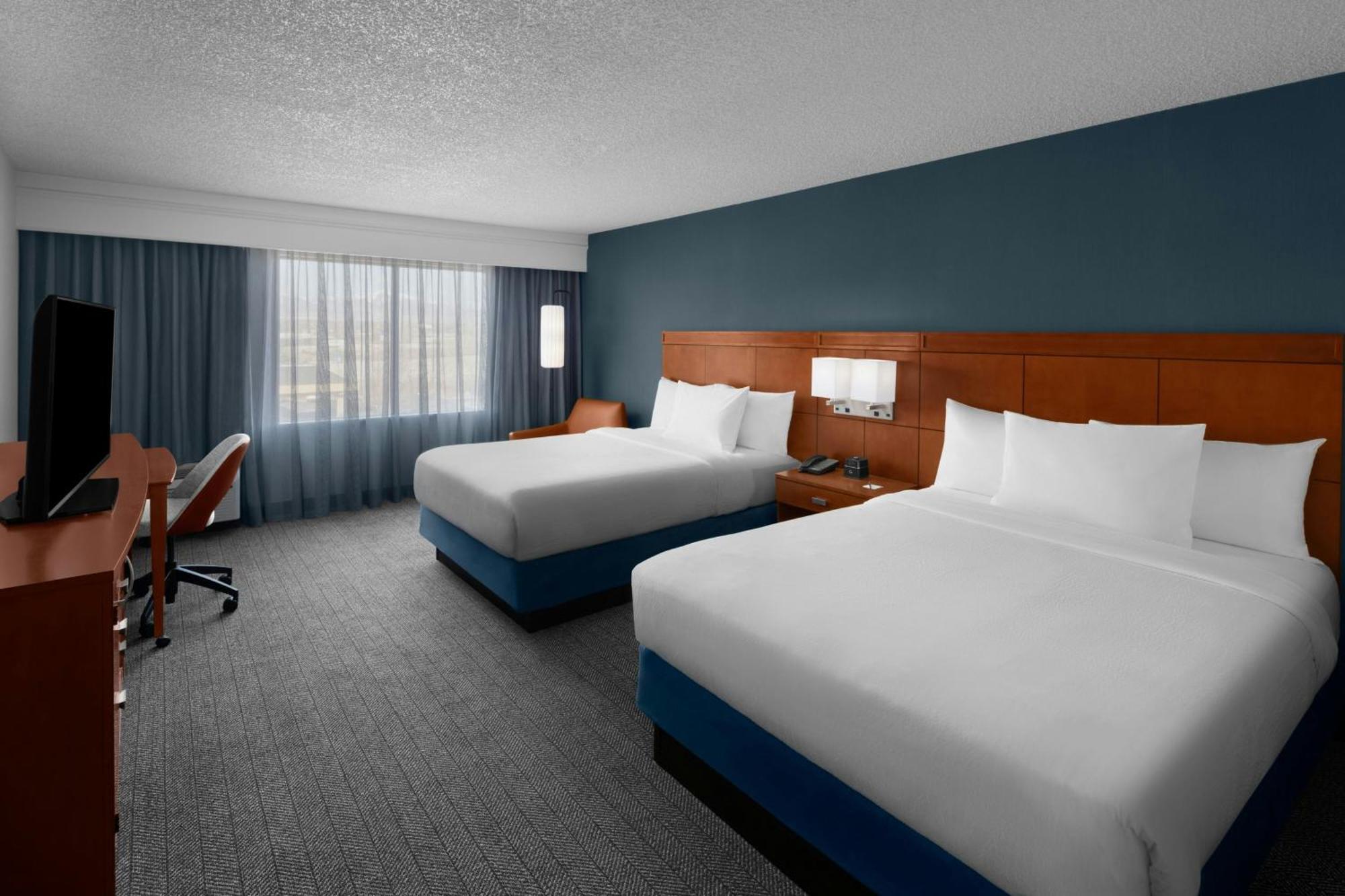 Courtyard By Marriott Salt Lake City Санди Экстерьер фото