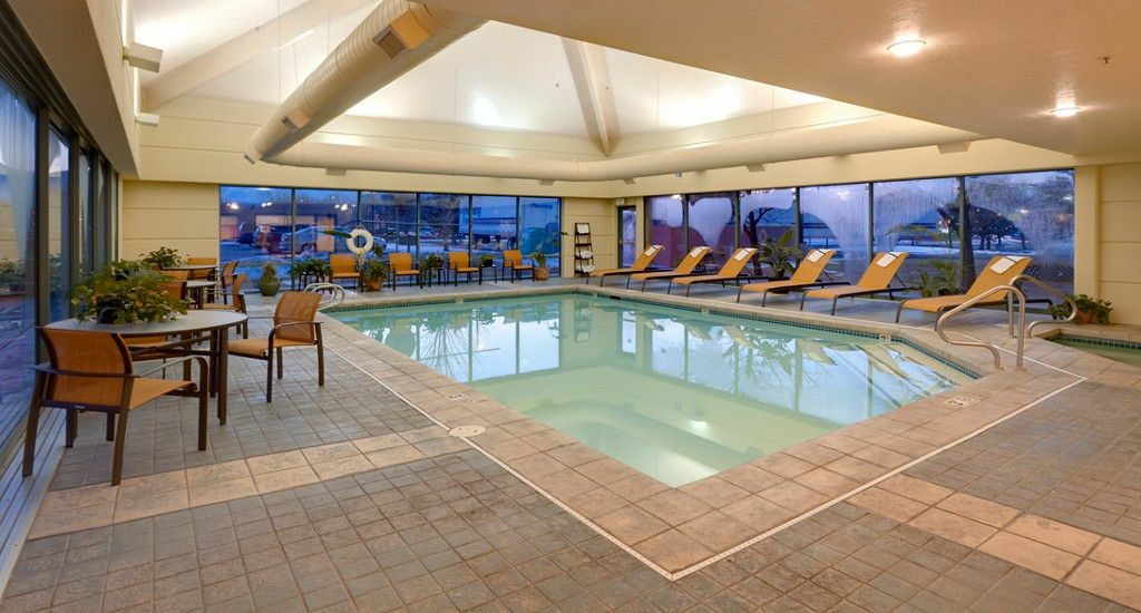 Courtyard By Marriott Salt Lake City Санди Экстерьер фото